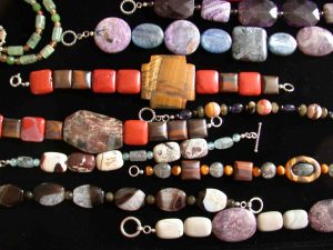 esosharestones_jewelry_bracelets